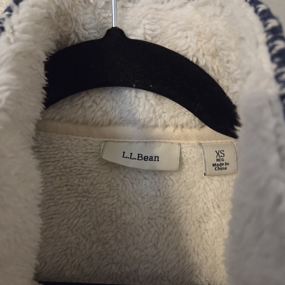 LL Bean Women’s Size XS Diamond Jacquard Anorak Sweater Jacket Full Zip - Picture 5 of 8